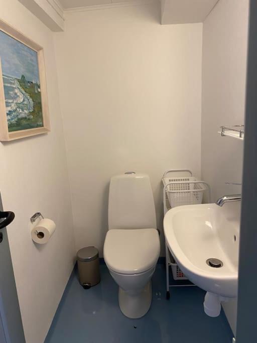 Skont Fiskerhus. Taet Pa By, Havn Og Havet Villa Marstal Luaran gambar