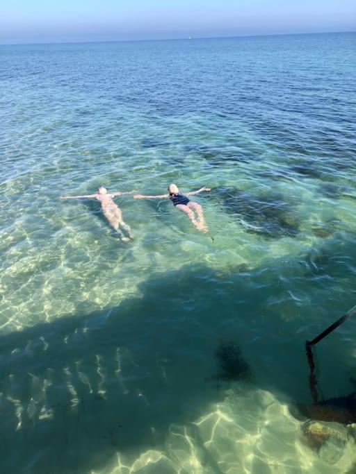 Skont Fiskerhus. Taet Pa By, Havn Og Havet Villa Marstal Luaran gambar